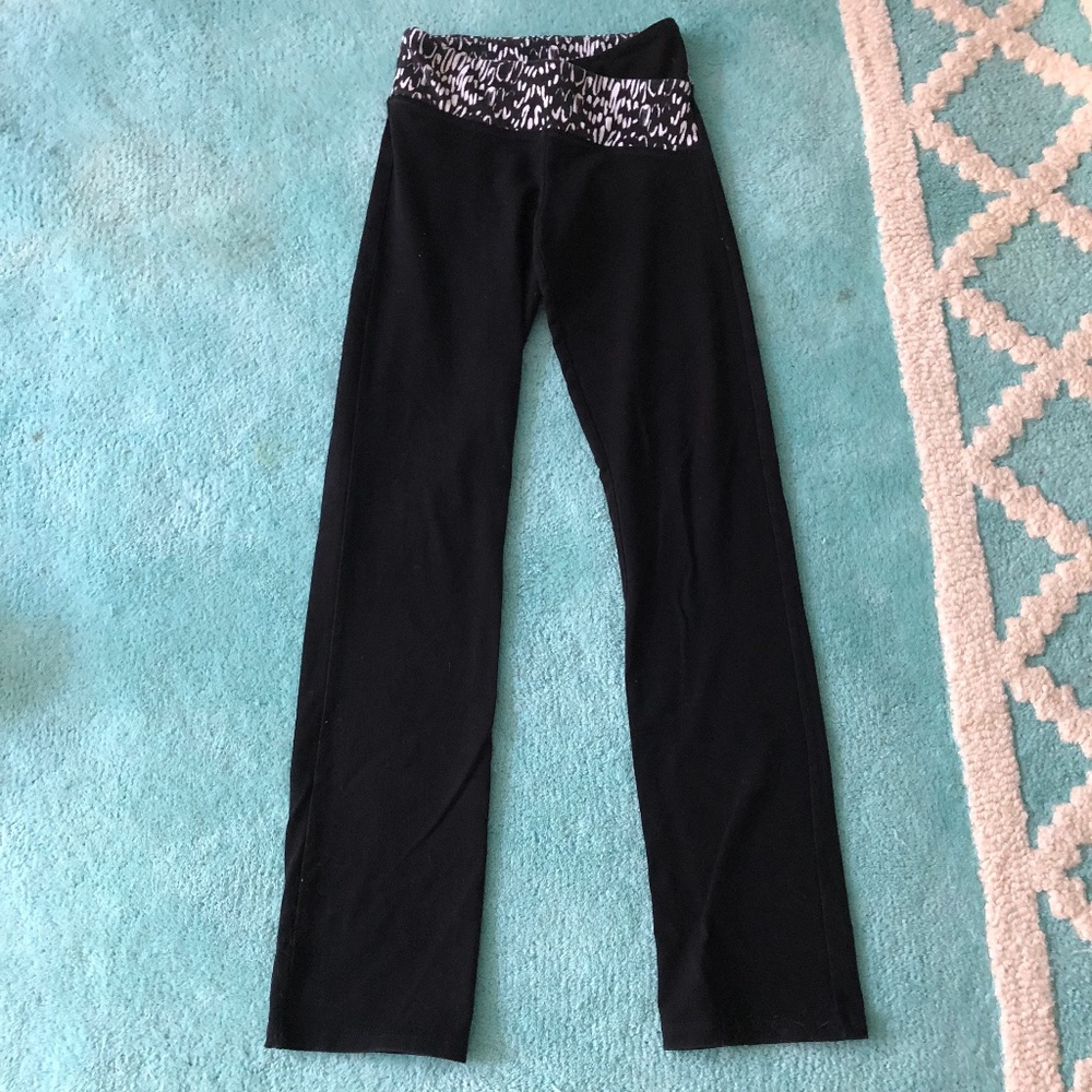 Victoria Sport Yoga Pants